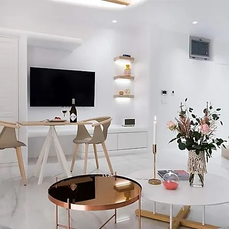 Emfasis Luxury 4* Santorini Island