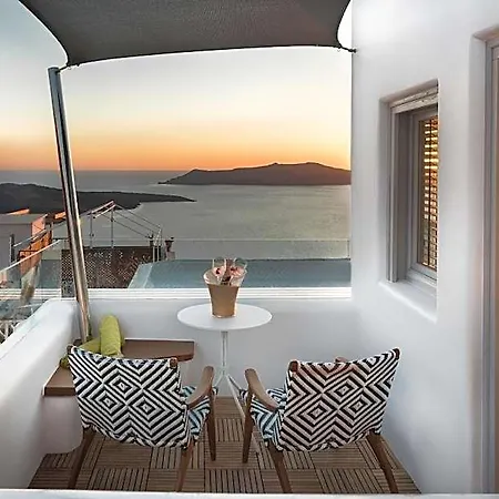 Hotel Emfasis Luxury