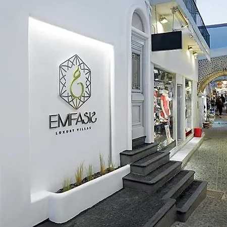 Hotel Emfasis Luxury