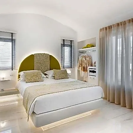Emfasis Luxury 4* Santorini Island
