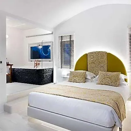Emfasis Luxury Santorini Island