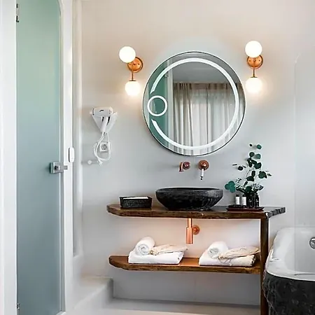 Emfasis Luxury Santorini Island